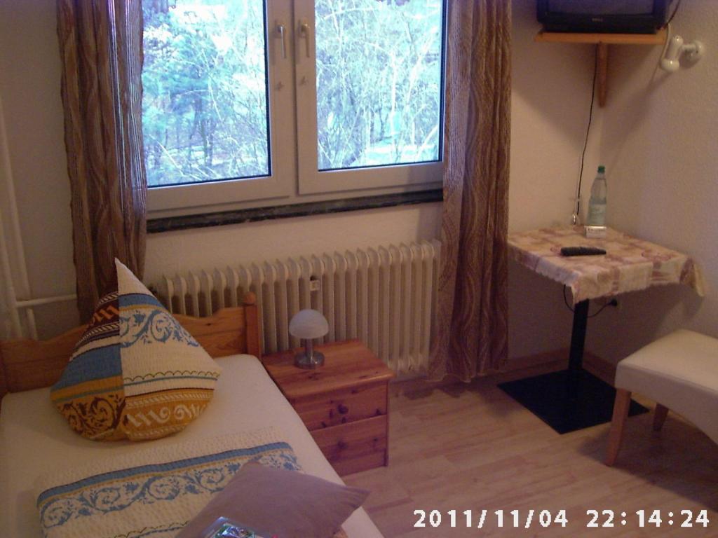 Zur Alten Fuldaschleife Guxhagen Kamer foto